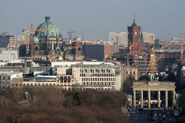 Berlin-Mitte Dominart Real Estate GmbH